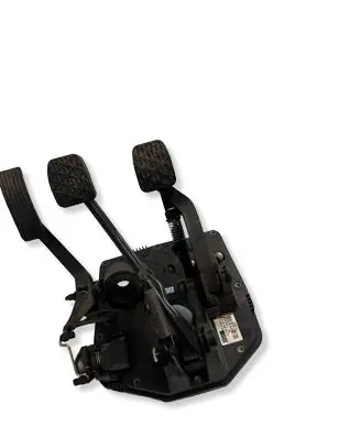 Mercedes-Benz A W168 Pedal assembly A168290270 1608912 400420N