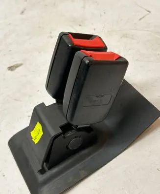 Mini Cooper Hatch Hardtop Rear seatbelt buckle 5321261A