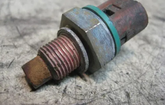 Coolant temperature sensor
