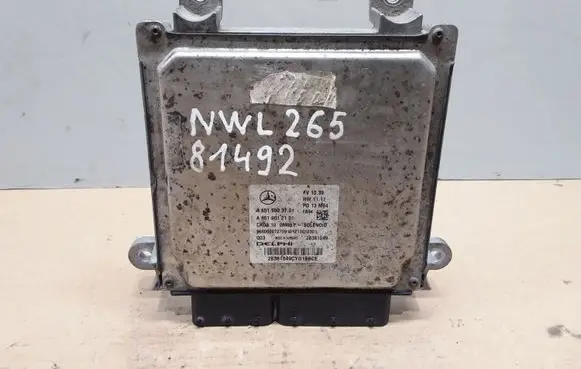 Mercedes-Benz E W212 Engine control unit/module A6519003701 A6519012101