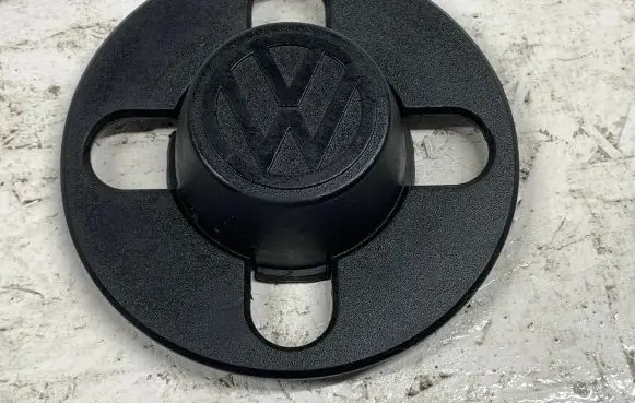 Volkswagen Golf II Original wheel cap 871601171