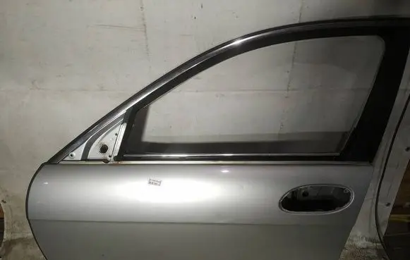 BMW 7 E65 E66 Front door pilkos