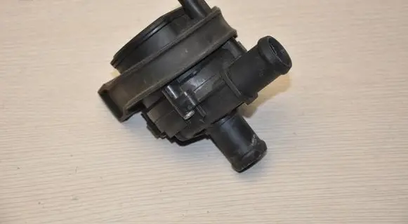 Volkswagen T-Cross Water pump 2Q0965567