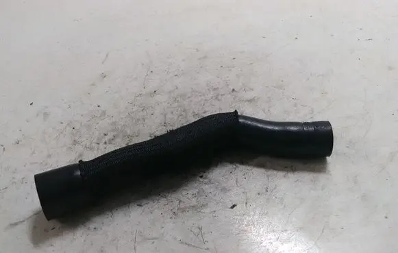 Opel Insignia A Engine coolant pipe/hose 55568935