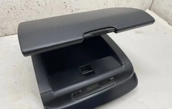 Subaru Forester SG Glove box 0246001