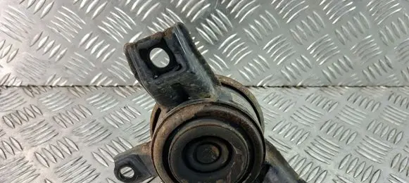 KIA Soul Engine mount bracket 218122K700