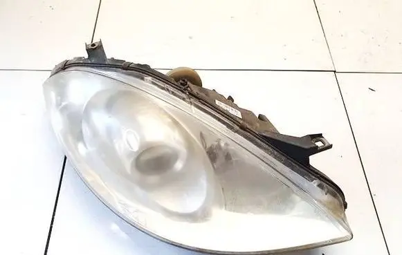 Mercedes-Benz A W169 Headlight/headlamp A1698200661