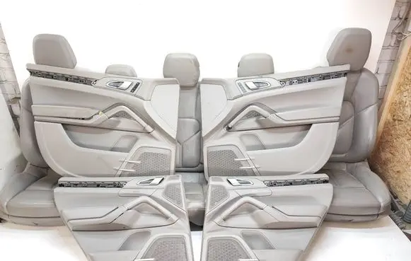 Porsche Cayenne (92A) Interior set 