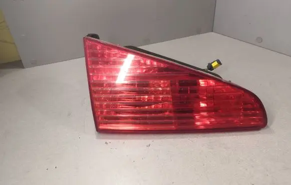 Peugeot 607 Tailgate rear/tail lights 2543G