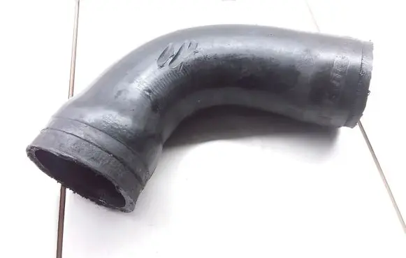 Jaguar X-Type Intercooler hose/pipe