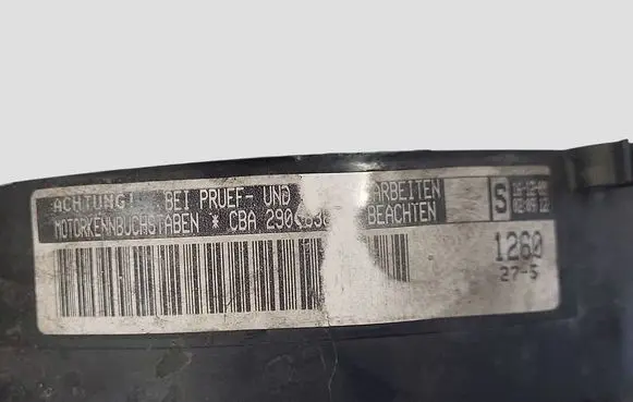 Volkswagen PASSAT B6 Timing belt guard (cover) 03L109107