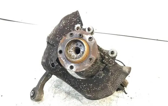 BMW 5 E60 E61 Front wheel hub spindle knuckle 6760954r