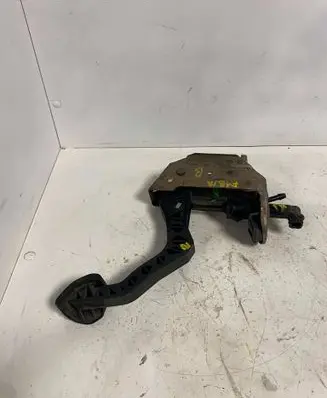 Skoda Fabia Mk1 (6Y) Clutch pedal 6Q1721059AH 6Q0721383 6Q1721321C