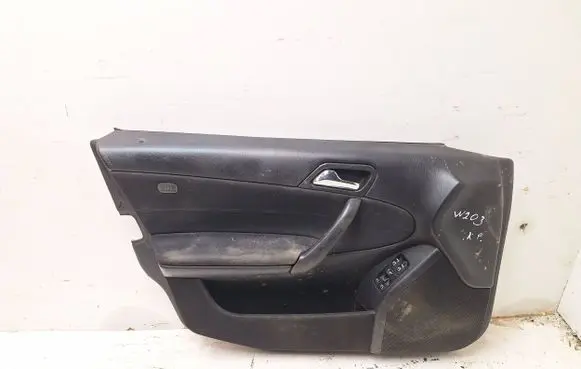 Mercedes-Benz C W203 Front door card panel trim A2037206352 360320013 0001933579
