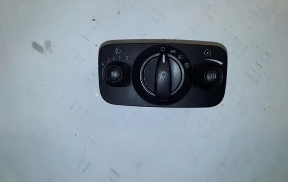 Ford Mondeo MK IV Light switch 6G9T13A024CE 04066444