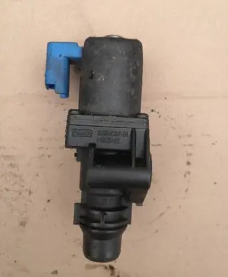 Ford Focus Coolant heater control valve BM5G-8C605-DA