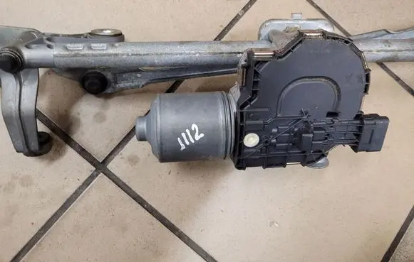 Peugeot 308 Front wiper linkage and motor 0390241869 9684809980 3397021099