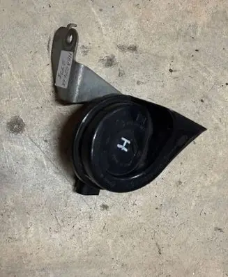 BMW 6 F06 Gran coupe Horn signal 7284482 6033FB2817 190717L