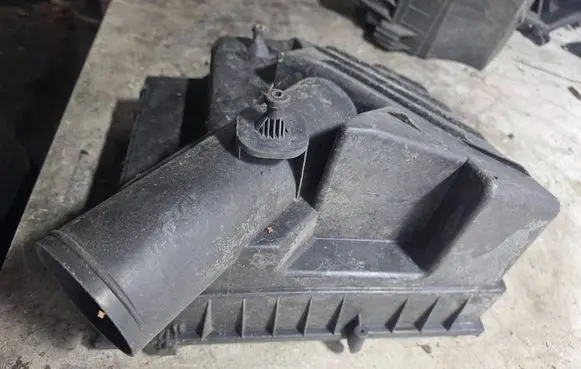 Peugeot Boxer Air filter box