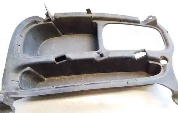 Toyota Avensis T250 Front bumper lower grill 5212805020