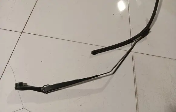 Renault Scenic III - Grand scenic III Front wiper blade arm 288810003R