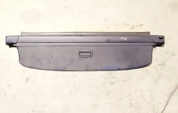 Parcel shelf