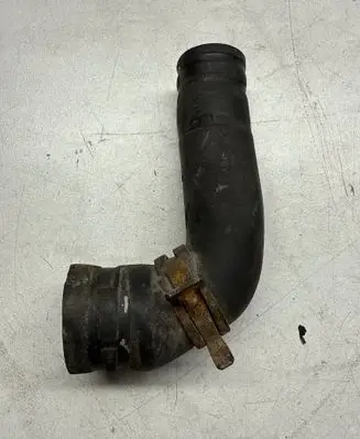 Volkswagen PASSAT B5 Engine coolant pipe/hose