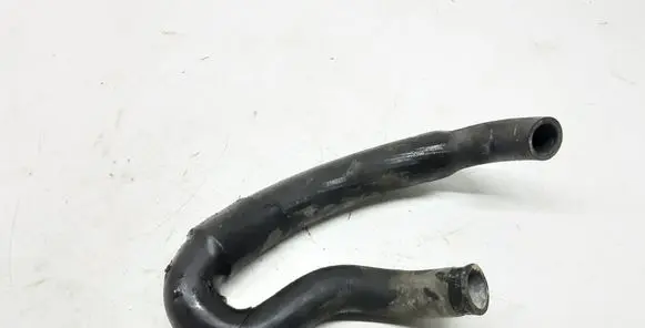 BMW 5 E39 Engine coolant pipe/hose
