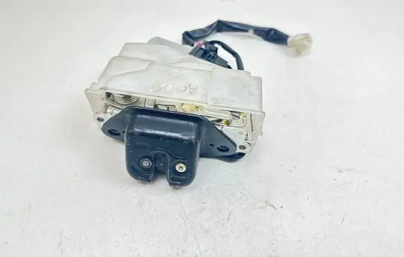 Honda Accord Tailgate/trunk/boot lock/catch/latch D7661372B 1638000120