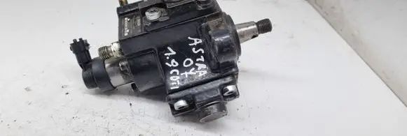 Opel Astra H Fuel injection high pressure pump 0055206679