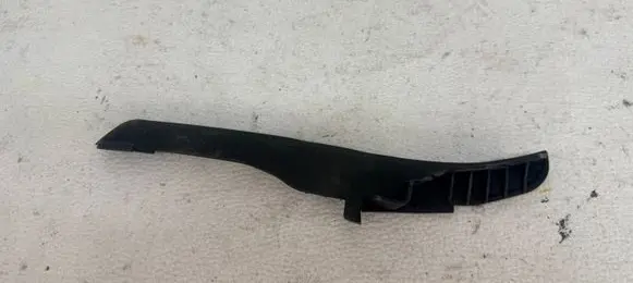 Toyota Yaris Fender end trim 538670D030