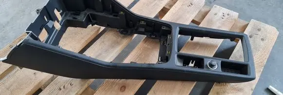 Audi Q3 F3 Center console 83B863242