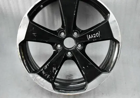 Volkswagen Golf VII R19 alloy rim 
