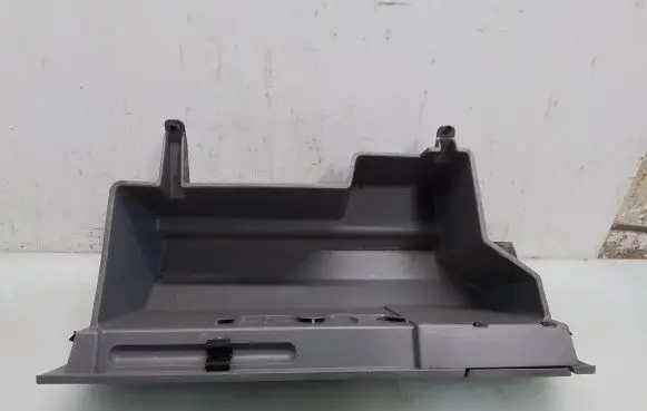 Mercedes-Benz Sprinter W906 Glove box