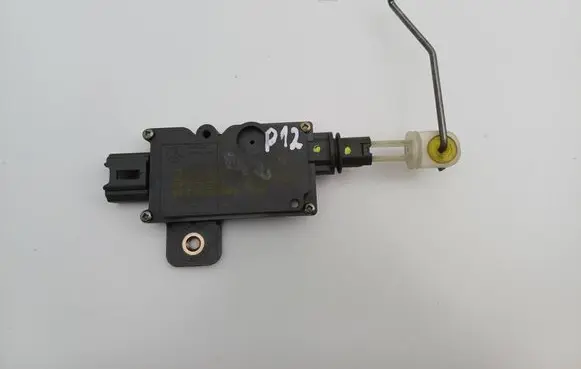 Nissan Primera Tailgate/trunk/boot lock/catch/latch