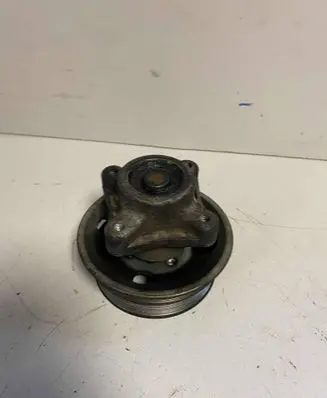 Volvo V70 Power steering pump pulley 30731821