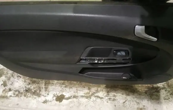 Opel Corsa D Front door card panel trim 