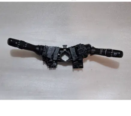 Lexus RX 450H Wiper turn signal indicator stalk/switch 173832