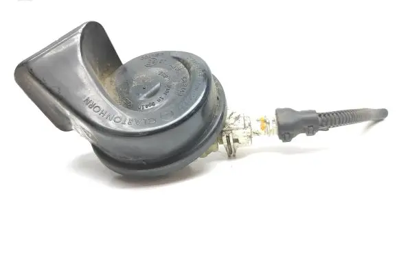 Renault Trafic III (X82) Horn signal 256105748R 93456400 6033FB2385