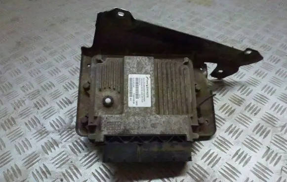Lancia Musa Engine control unit/module 51816275