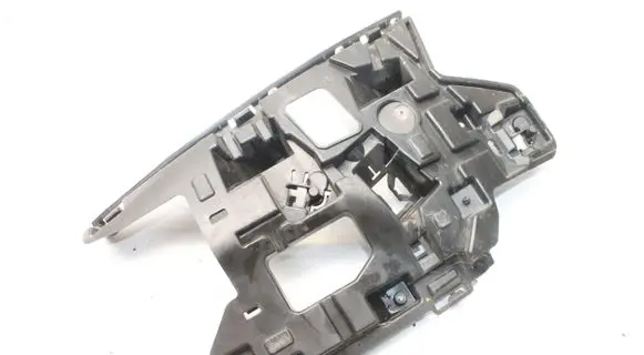 Volvo V40 Front bumper mounting bracket 31283740