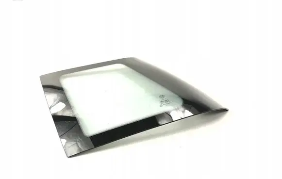 Alfa Romeo 145 - 146 Rear side window 60600485
