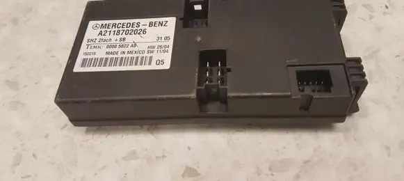 Mercedes-Benz E W211 Seat control module A2118702026