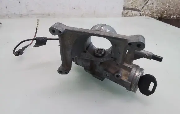 Jeep Grand Cherokee (WJ) Ignition lock