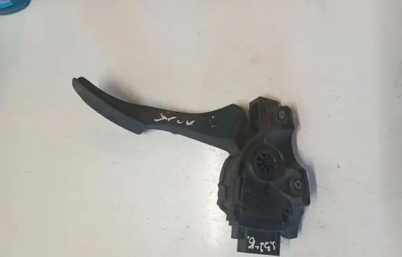 Volvo S60 Accelerator throttle pedal 31329059 C95YE01 6PV01083402