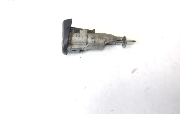 Skoda Octavia Mk2 (1Z) Front door lock (next to the handle) 1Z0837167D