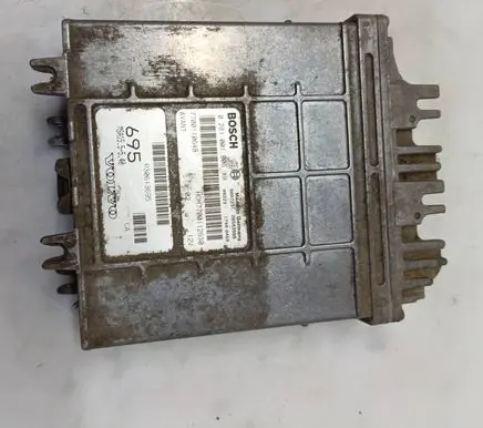 Volvo S40, V40 Engine control unit/module 0281001906 P30613695 7700110648