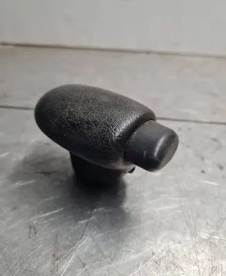 Volkswagen PASSAT B4 Gear lever shifter trim leather/knob 357713139B1