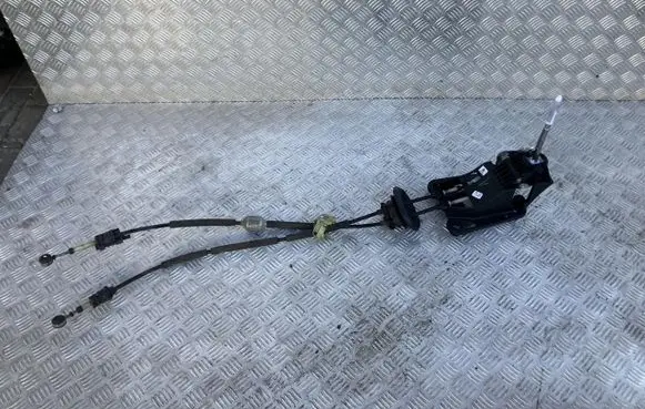 Opel Crossland X Gear selector/shifter in gearbox 