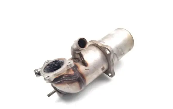 Audi A4 S4 B9 EGR valve cooler 04L131512A